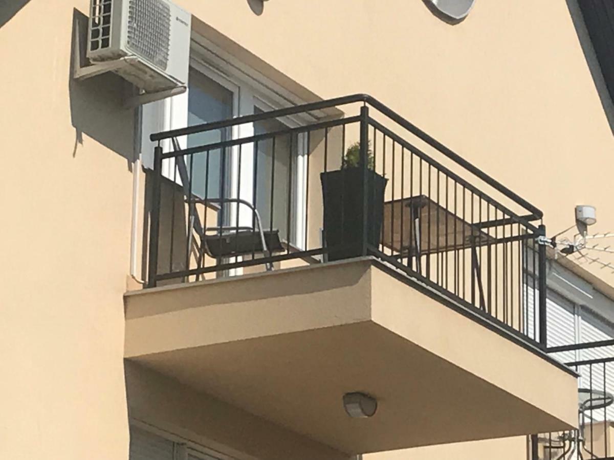 Tommy Apartman 2.0 Hajdúszoboszló Esterno foto